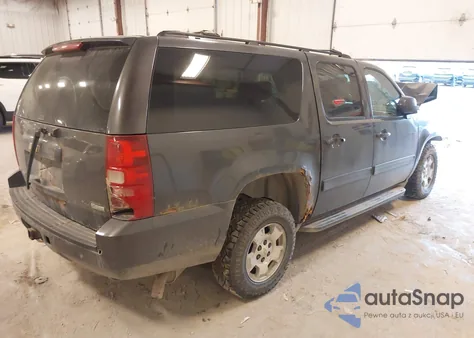 2010 Chevrolet Suburban 1500 Lt1 z USA, uszkodzony, nr VIN 1GNUKJE39AR258879